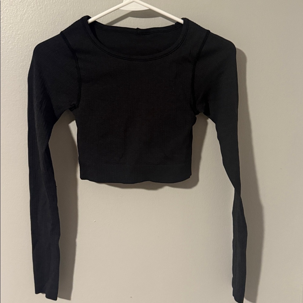 Lululemon Size 2 ebb to street long sleeve